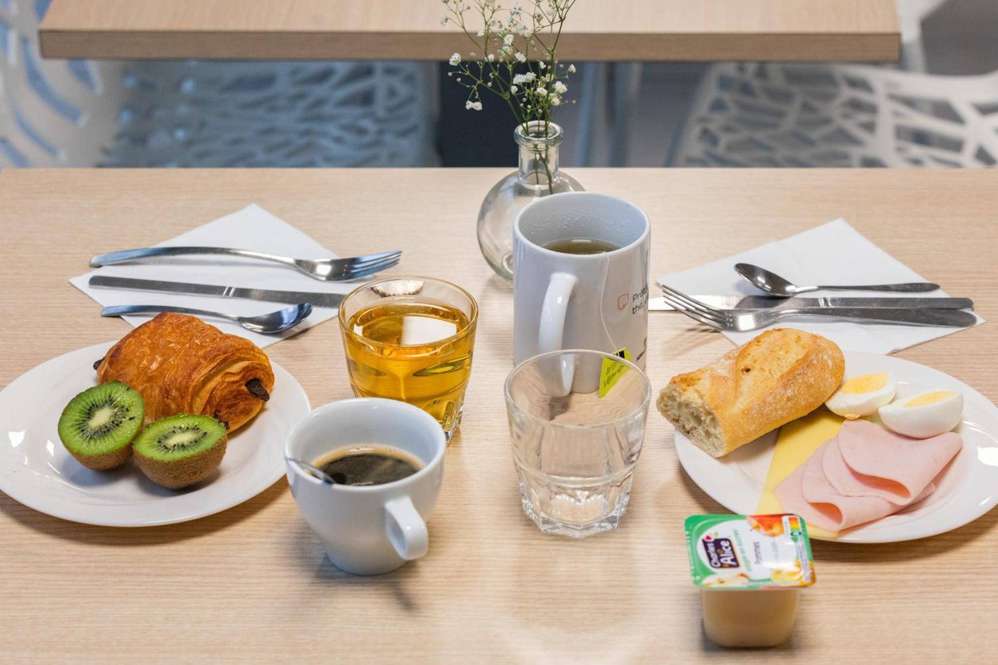 Appart'city Classic Centre - Pays De Geneve 3*