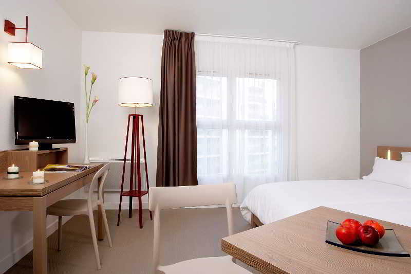 Apartahotel Appart'city Classic Centre - Pays De Geneve